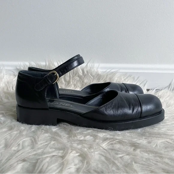 Chanel 23P Mary Jane Ankle Strap Black Leather CC Logo Flat Shoes 36.5 - Picture 11 of 11